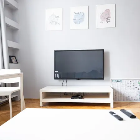 Kate Apartment